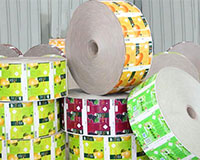 WSFM1100-2000型液體奶、飲料紙盒專用材料擠出復(fù)合淋膜機(jī)